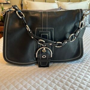 Coach SohoXL Hobo Style No 10582 in Black with contrast White stitching